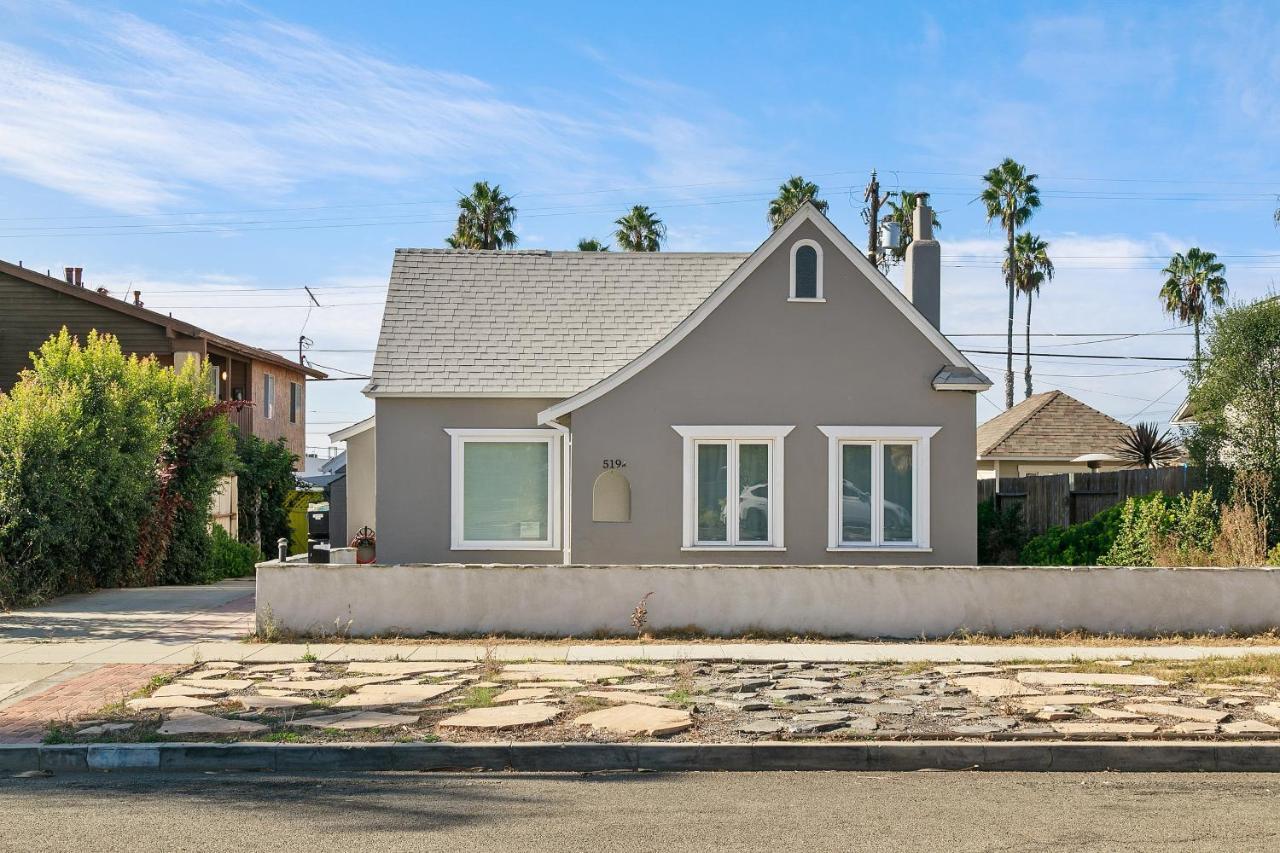 Updated Home & Studio - Walk To Beach & Downtown Home Oceanside Exterior photo